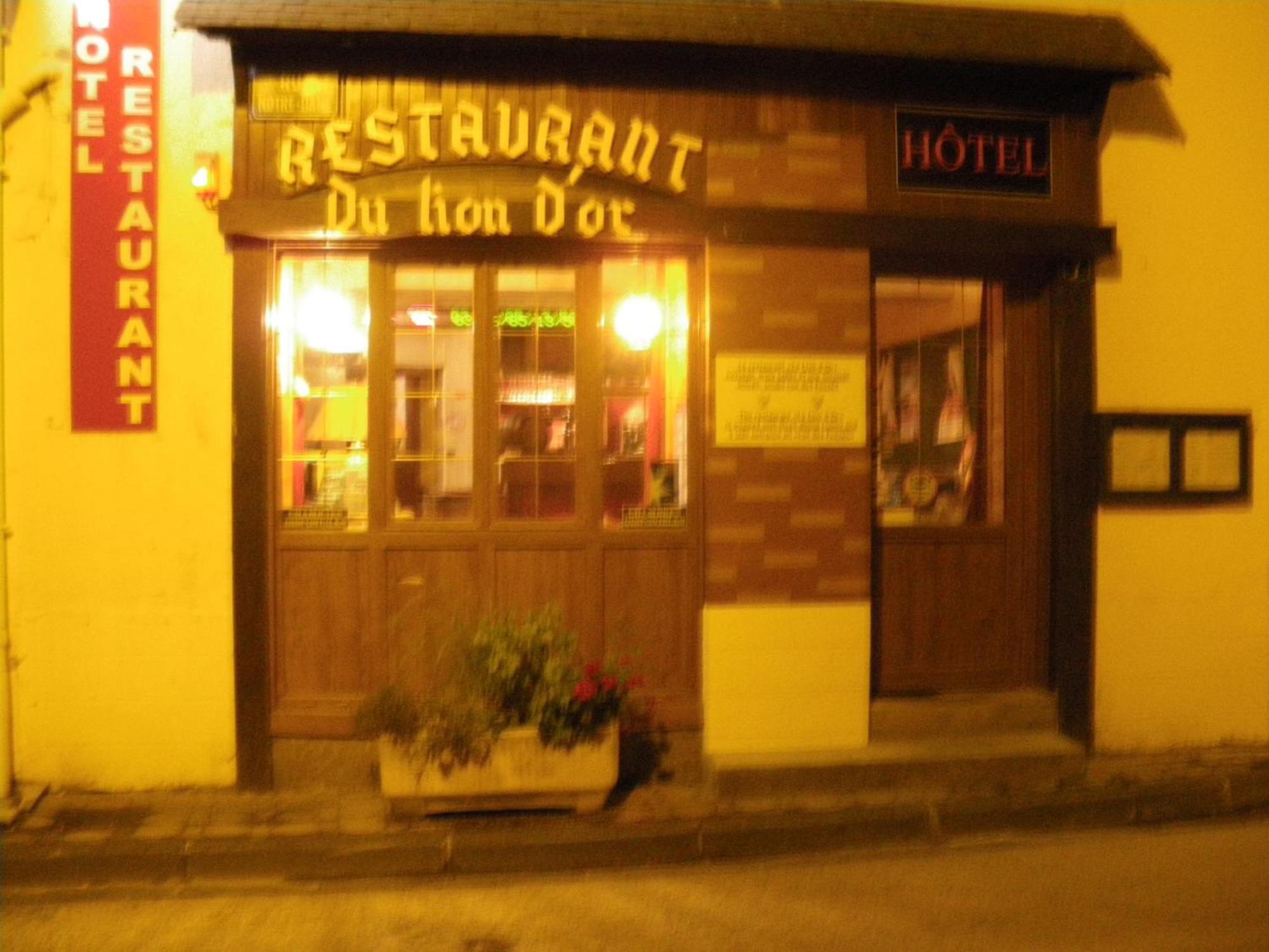 Hotel Restaurant Du Lion D'Or Château-Chinon Exteriér fotografie